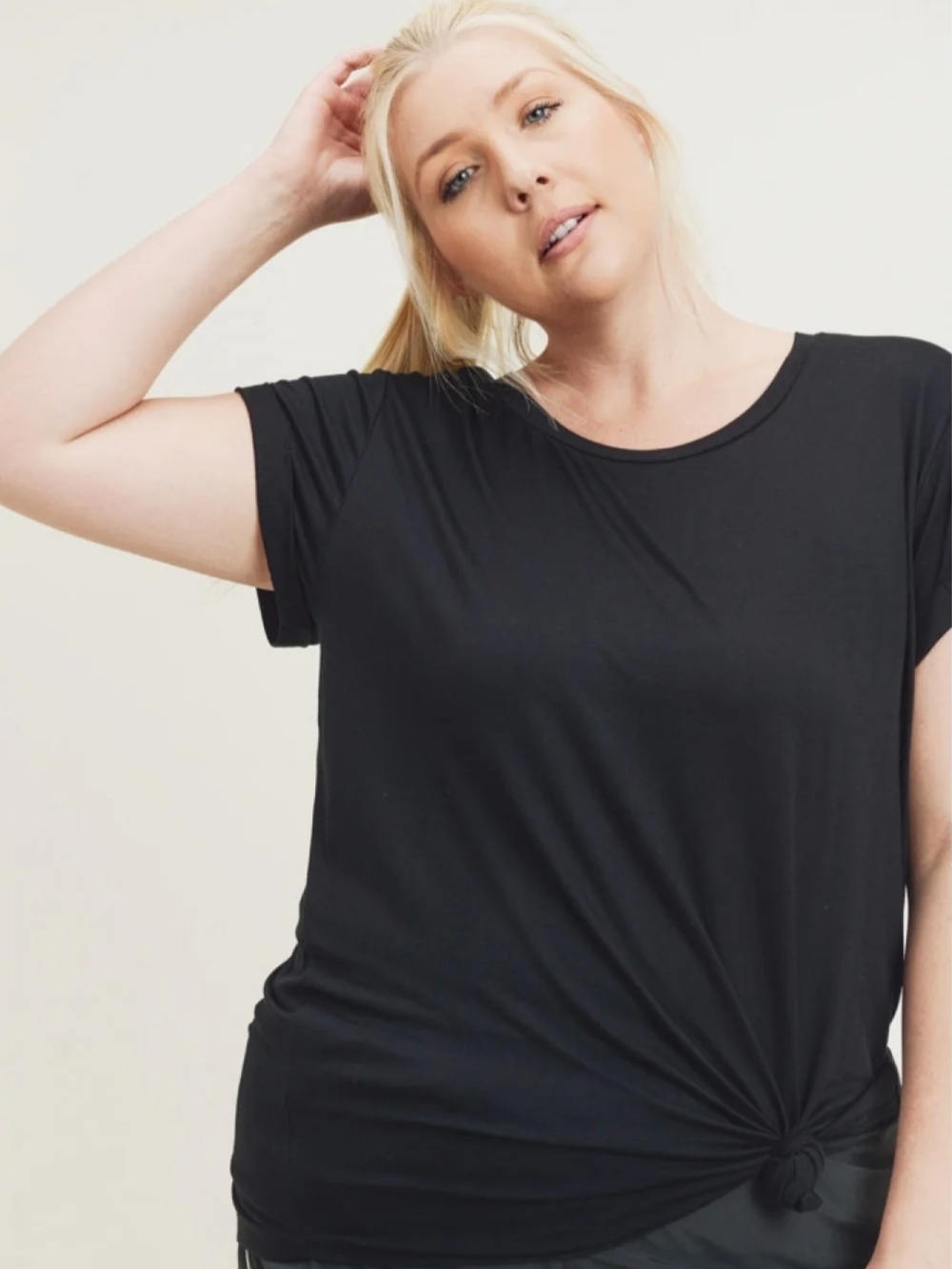 Ava & Viv Black Short Sleeve Knot-Front Tee